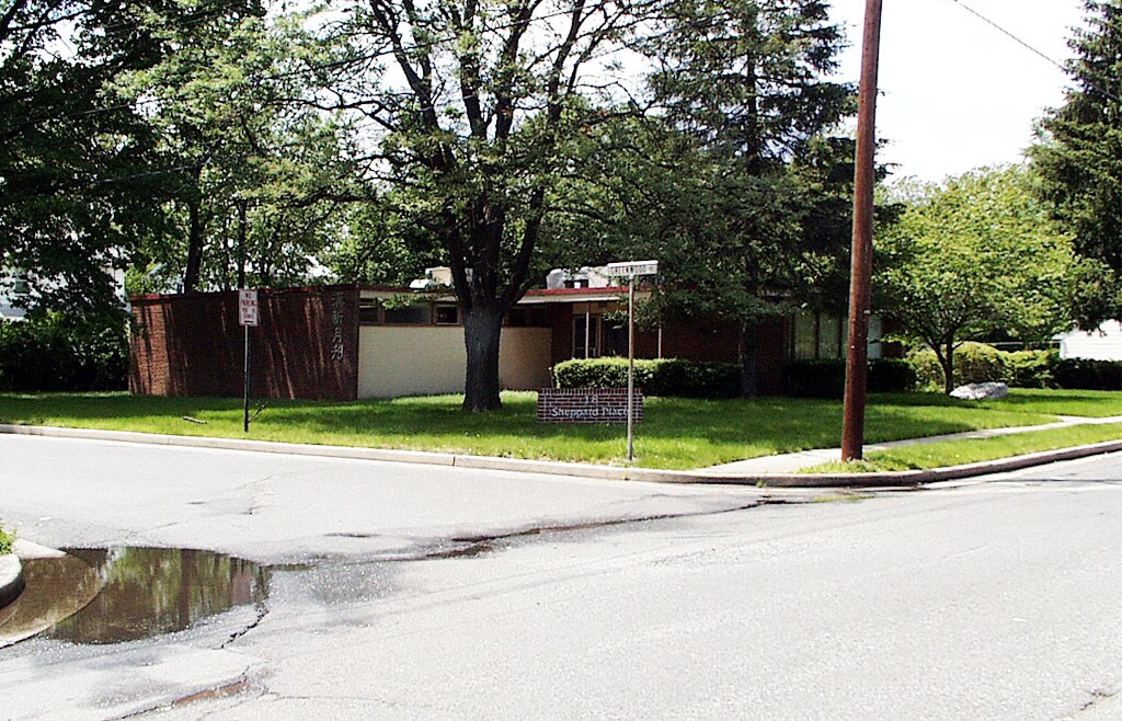 18 Sheppard Pl, Edison, NJ à louer Photo principale- Image 1 de 7
