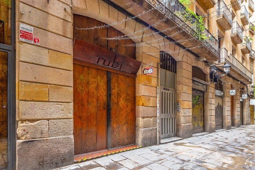 Carrer dels Banys Vells, 6B, Barcelona, Barcelona for lease - Building Photo - Image 2 of 4