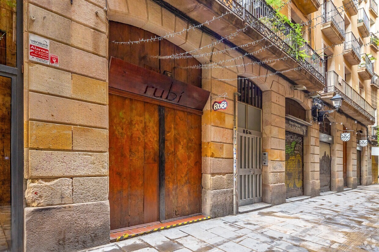 Carrer dels Banys Vells, 6B, Barcelona, Barcelona for lease Building Photo- Image 1 of 4