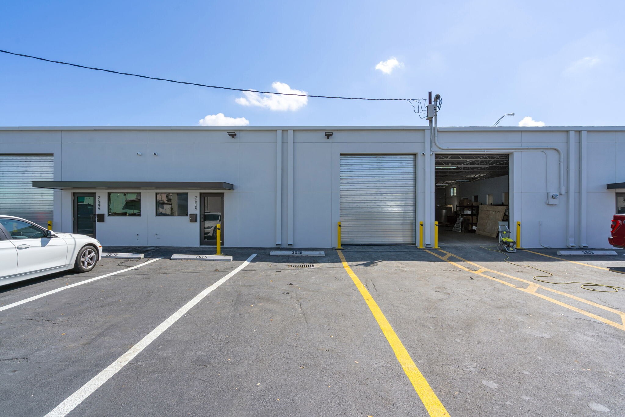 2625 W 6th Ave, Hialeah, FL à vendre Photo du bâtiment- Image 1 de 1