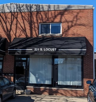 More details for 221 S Locust St, Champaign, IL - Retail for Lease