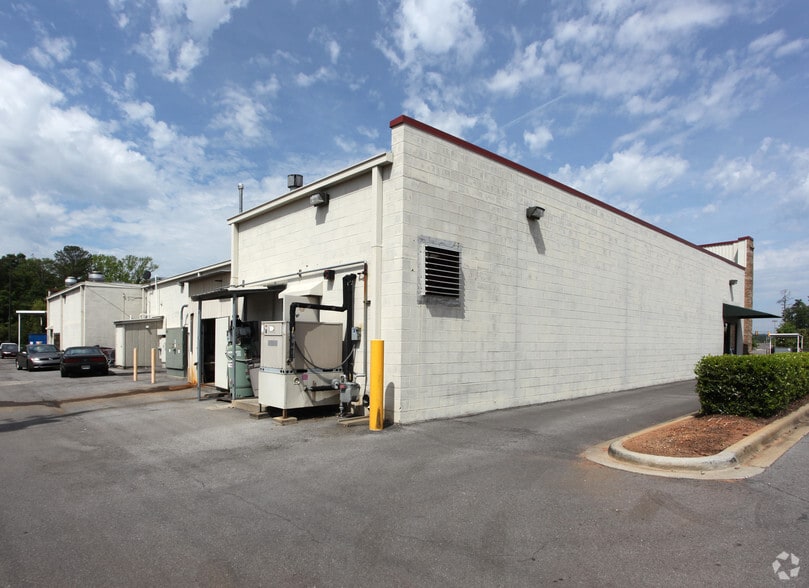 4764 Eastern Valley Rd, Mc Calla, AL à louer - Photo du bâtiment - Image 2 de 11