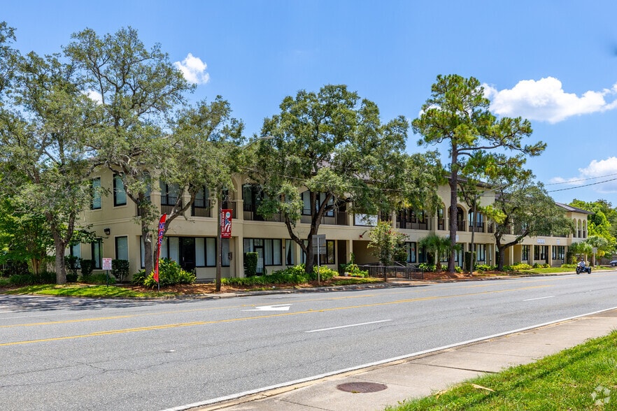 139 Beal Pky SE, Fort Walton Beach, FL for sale - Primary Photo - Image 1 of 6