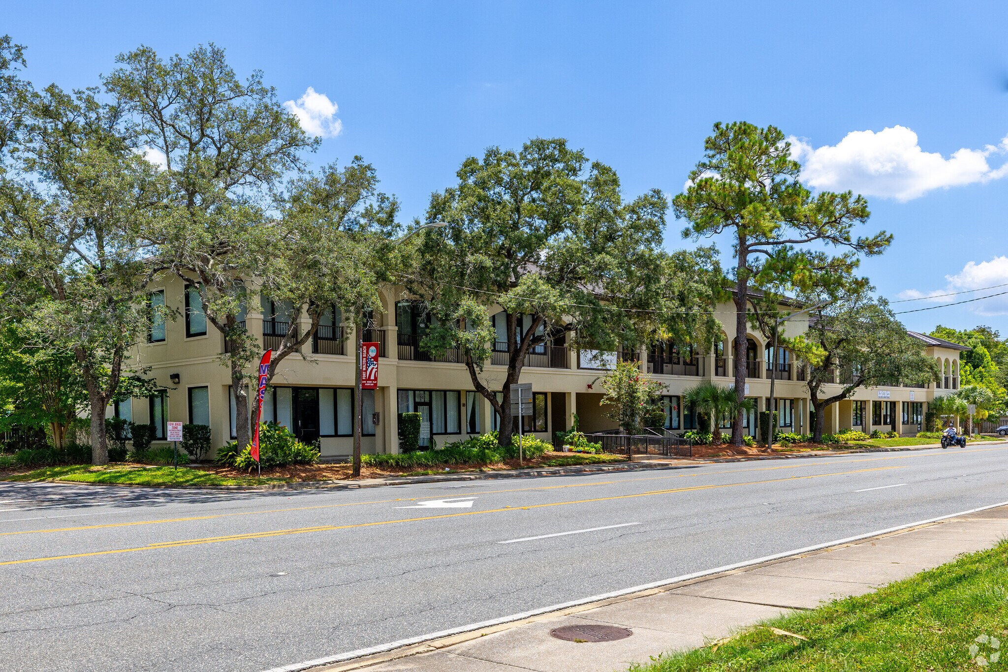 139 Beal Pky SE, Fort Walton Beach, FL à vendre Photo principale- Image 1 de 3