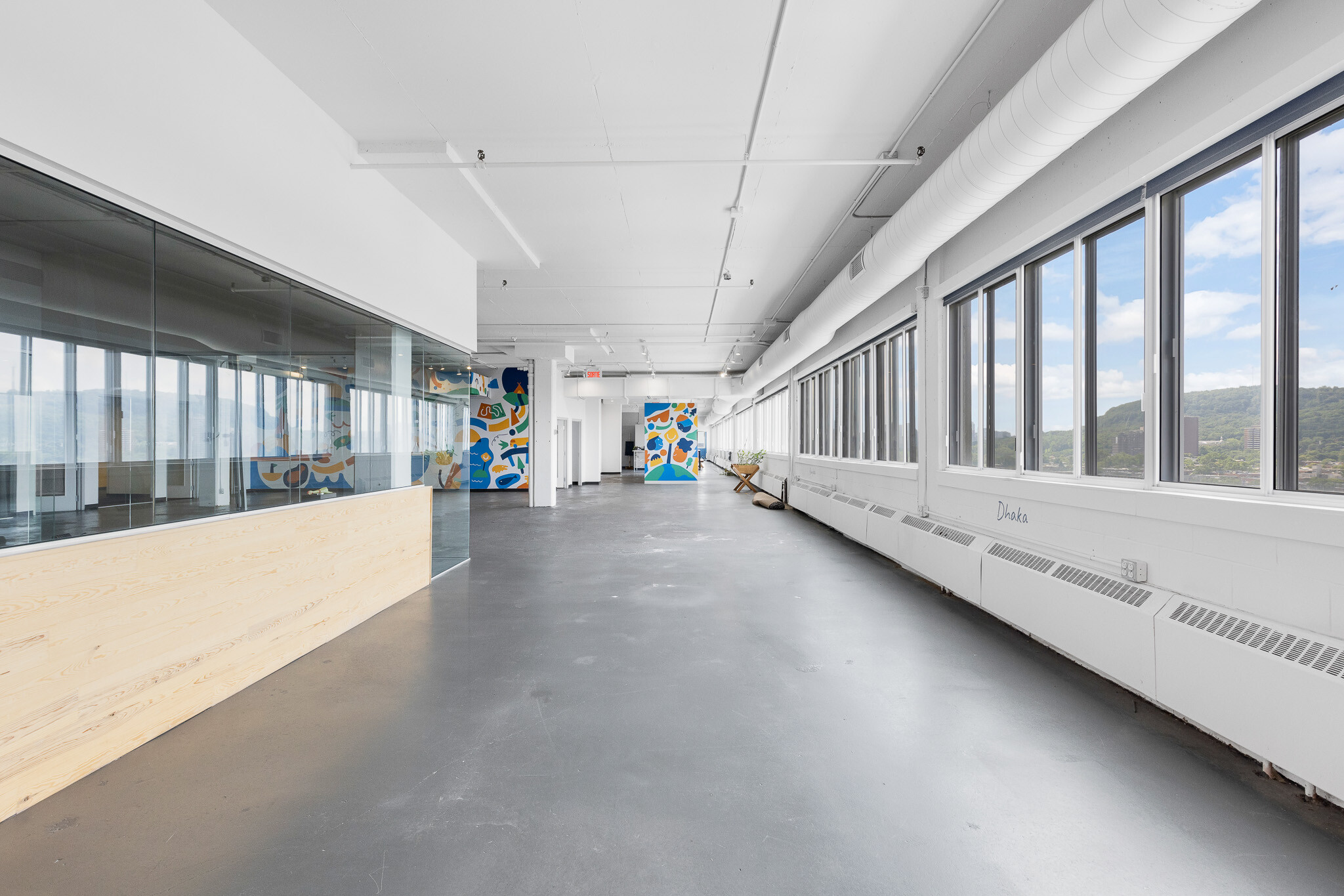 5455 De Gaspé Av, Montréal, QC for lease Primary Photo- Image 1 of 15