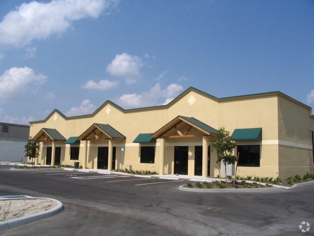 10970 S Cleveland Ave, Fort Myers, FL for sale - Building Photo - Image 2 of 24