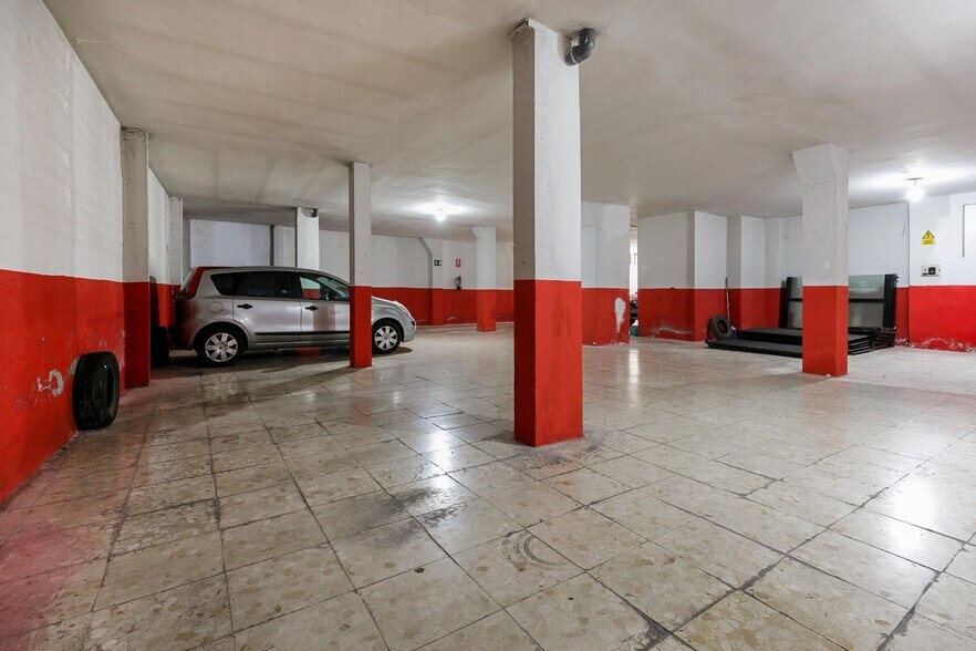 Calle Loma de Dílar, 96, Granada, Granada for sale - Building Photo - Image 1 of 16