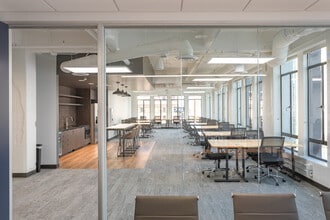 605 N Michigan Ave, Chicago, IL for lease Interior Photo- Image 2 of 5
