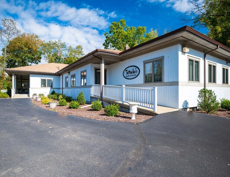 32 William F Palmer Rd, Moodus, CT à louer - Photo du bâtiment - Image 3 de 12