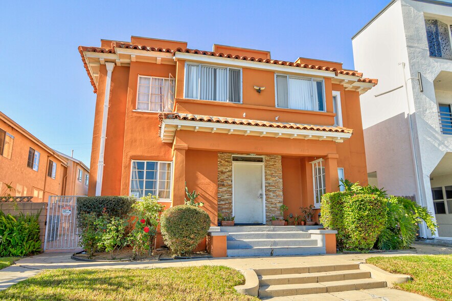 4068 Centre St, San Diego, CA à louer - Photo du bâtiment - Image 3 de 8