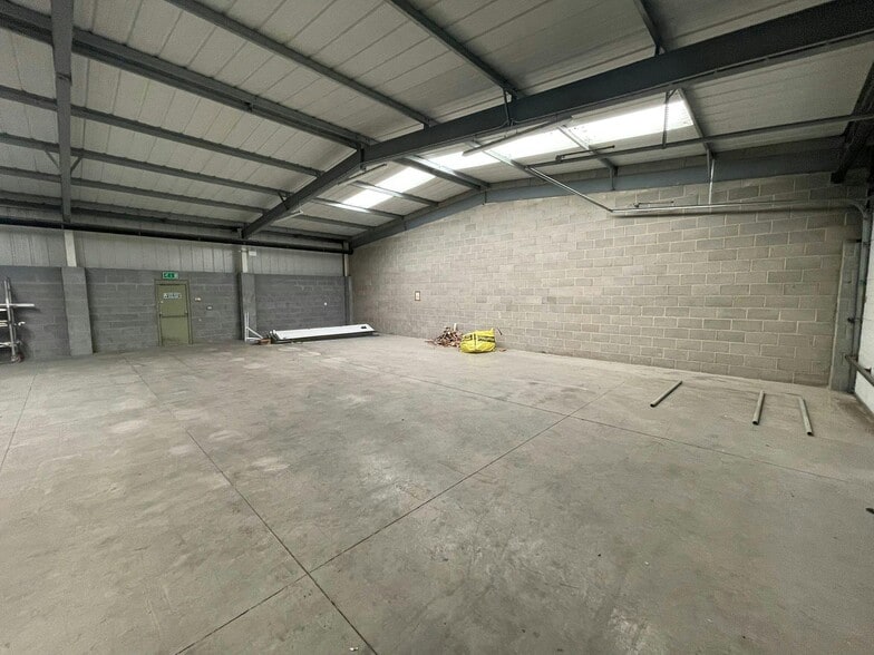 Knowles Ln, Bradford for lease - Building Photo - Image 2 of 4