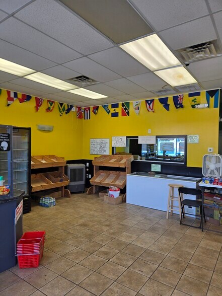 577 Berlin - Cross Keys rd, Sicklerville, NJ à louer - Photo du bâtiment - Image 3 de 10