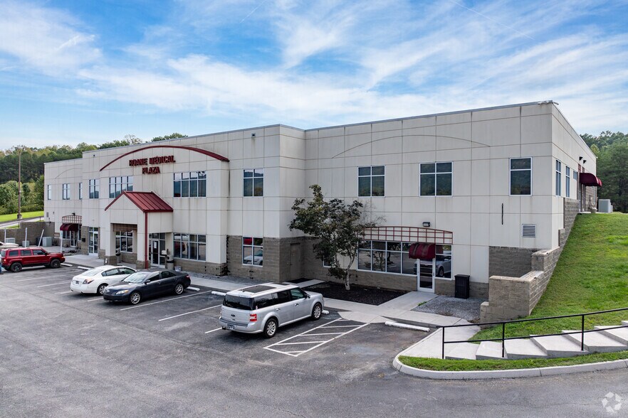 2497 S Roane St, Harriman, TN for sale - Building Photo - Image 3 of 26