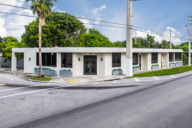 Plus de détails pour 4200 - 4204 NW 2nd Ave, Miami, FL - Vente au détail à vendre