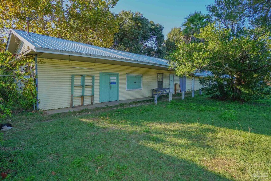 1201 T St, Pensacola, FL à vendre - Photo du bâtiment - Image 3 de 6