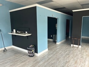 1915 Dr Martin Luther King Jr Blvd, Melbourne, FL for lease Interior Photo- Image 2 of 2