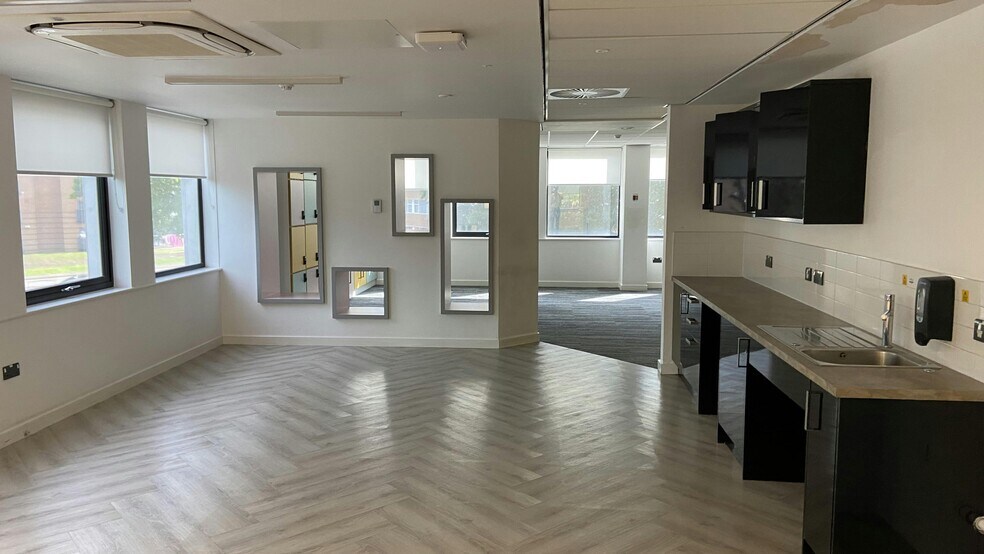 163 New Union St, Coventry à louer - Photo du bâtiment - Image 3 de 6