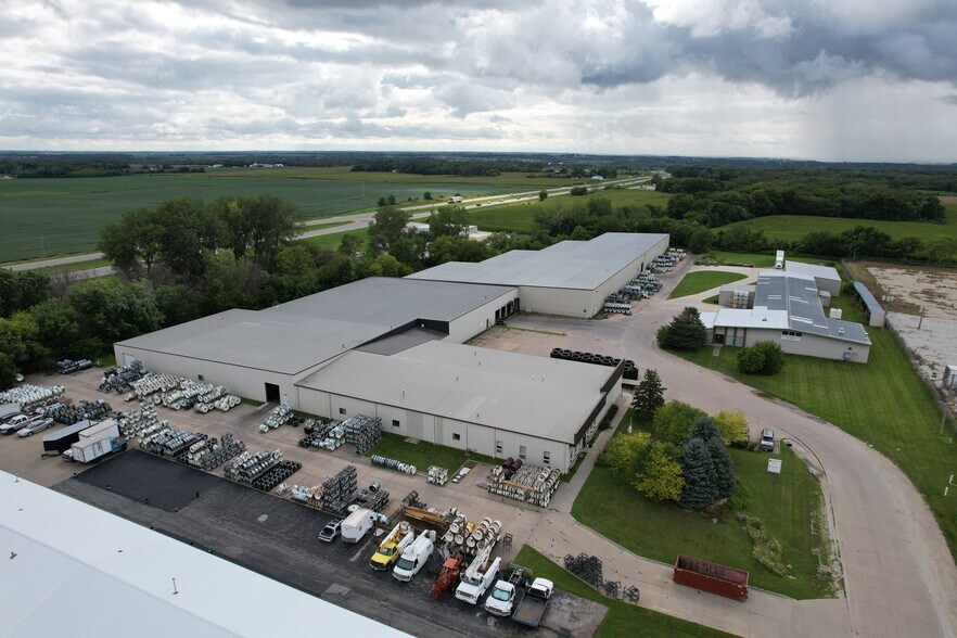 26378 289th Pl, Adel, IA à louer - Photo du bâtiment - Image 3 de 15