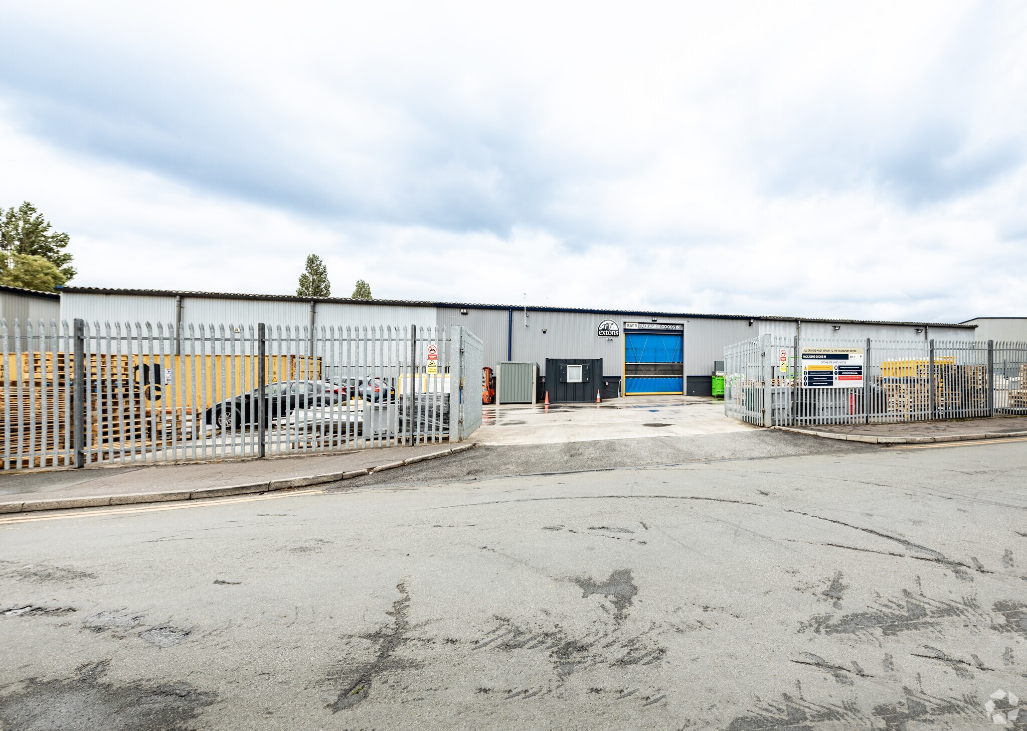 Ennis Clos, Manchester for lease Building Photo- Image 1 of 8