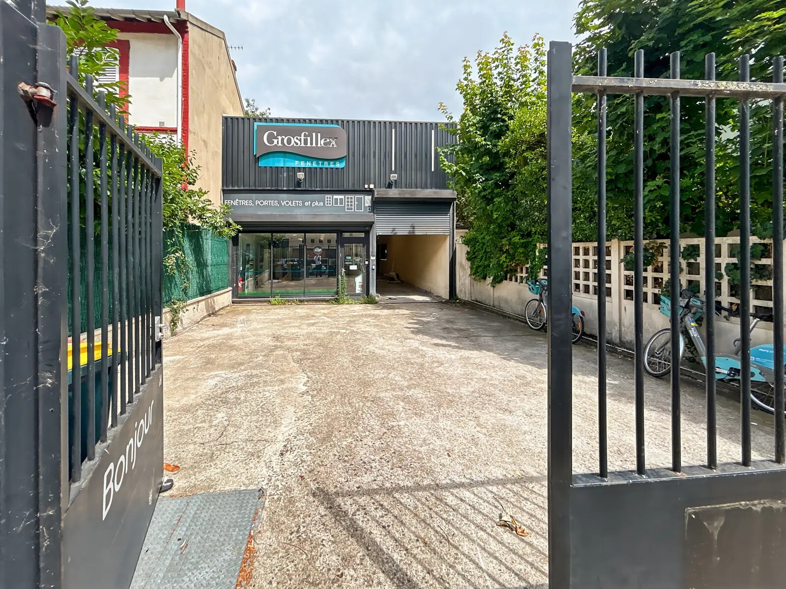 85 Rue Moslard, Colombes à louer Photo du bâtiment- Image 1 de 2