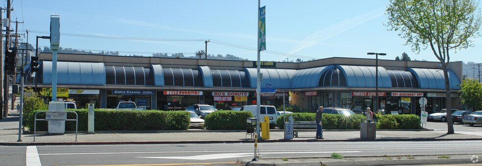 10374-10398 San Pablo Ave, El Cerrito, CA à louer - Photo du bâtiment - Image 2 de 4
