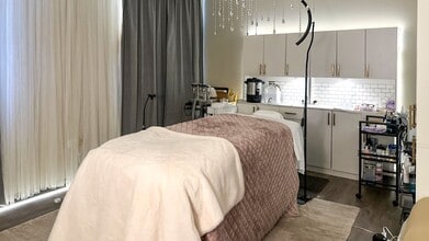 210 Pomeroy Ave, Meriden, CT à louer Photo intérieure- Image 1 de 8