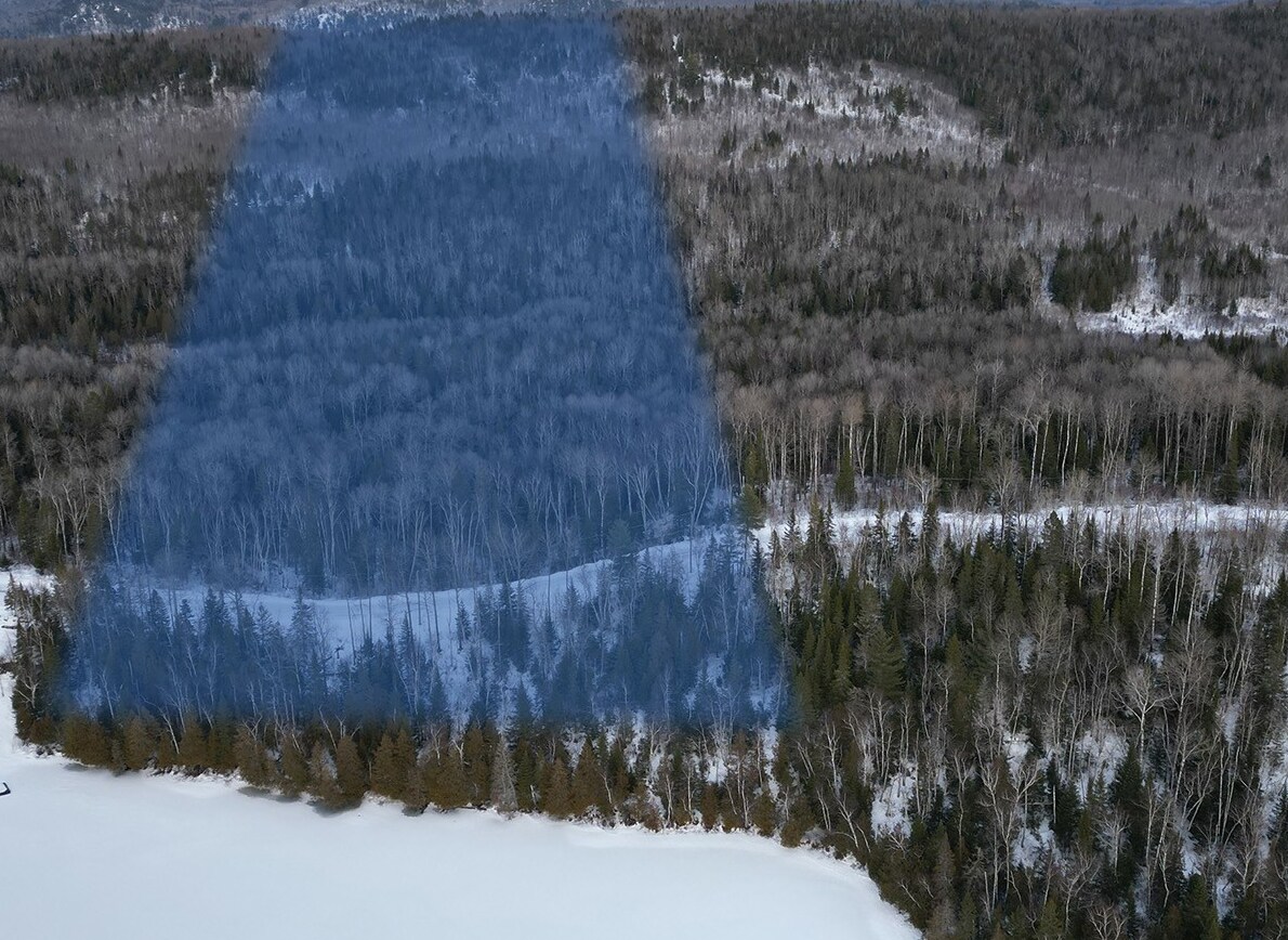 Ch Des Pins, Saint-michel-des-saints, QC à vendre Aérien- Image 1 de 1