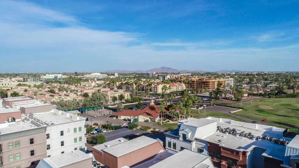 420 W Chandler Blvd, Chandler, AZ à vendre - Photo du bâtiment - Image 2 de 11