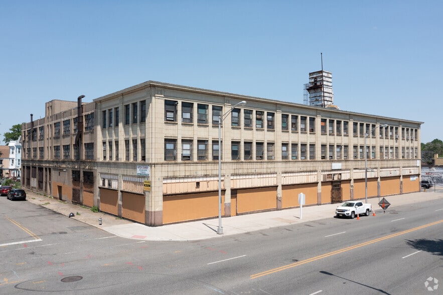 2-8 Central Ave, East Orange, NJ for lease - Building Photo - Image 2 of 12