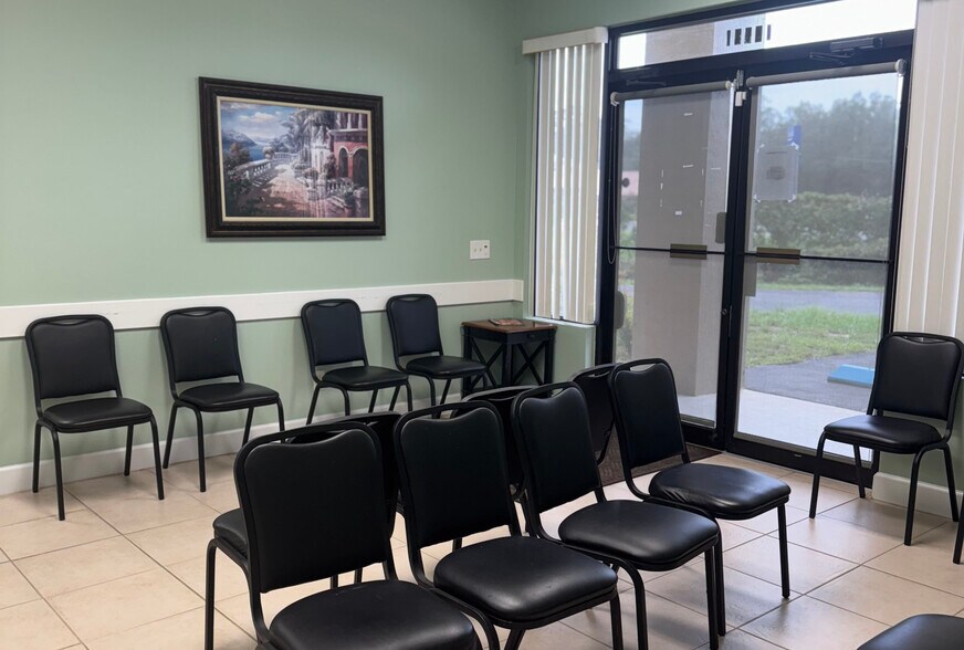 17051 US Highway 441 S, Summerfield, FL à louer - Photo du bâtiment - Image 2 de 16