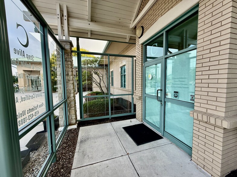 1725 Western Ave, Findlay, OH à vendre - Photo du bâtiment - Image 2 de 34