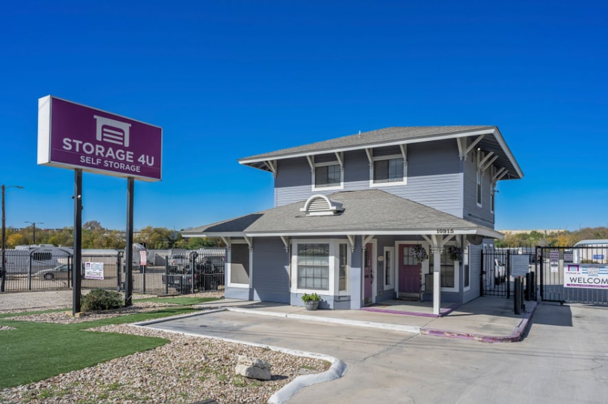 10915 Nacogdoches Rd, San Antonio, TX for sale - Primary Photo - Image 1 of 1