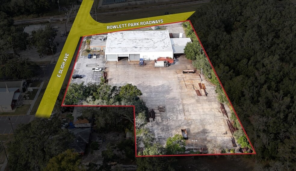 2902 E Sligh Ave, Tampa, FL for lease - Primary Photo - Image 1 of 15