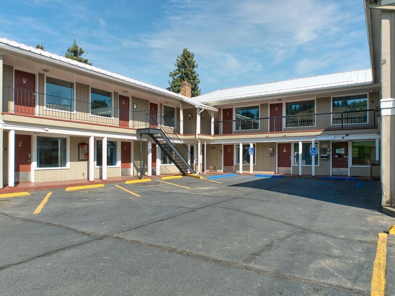 615 S Main St, Colfax, WA for sale - Building Photo - Image 3 of 55