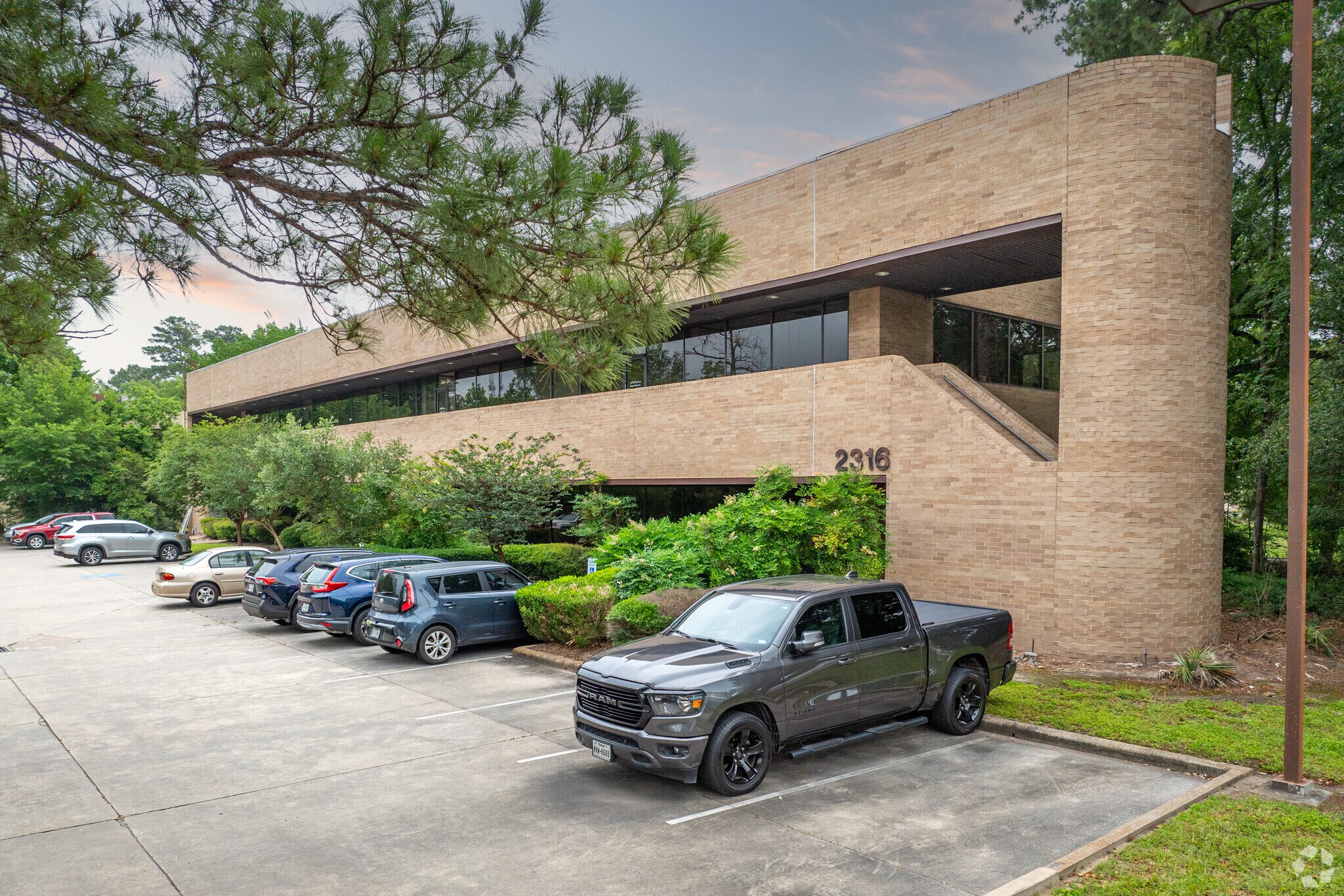 2316 Timber Shadows Dr, Kingwood, TX for lease Building Photo- Image 1 of 16