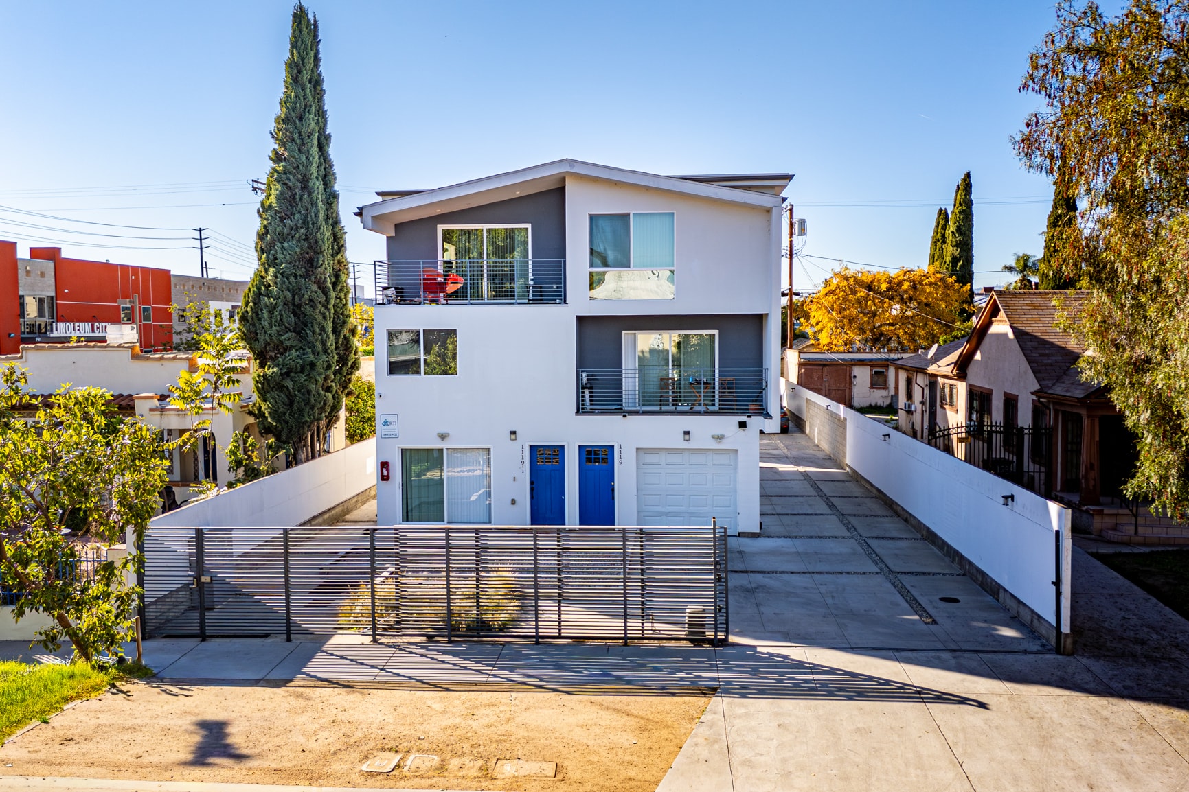 1121 N Berendo St, Los Angeles, CA for sale Primary Photo- Image 1 of 48