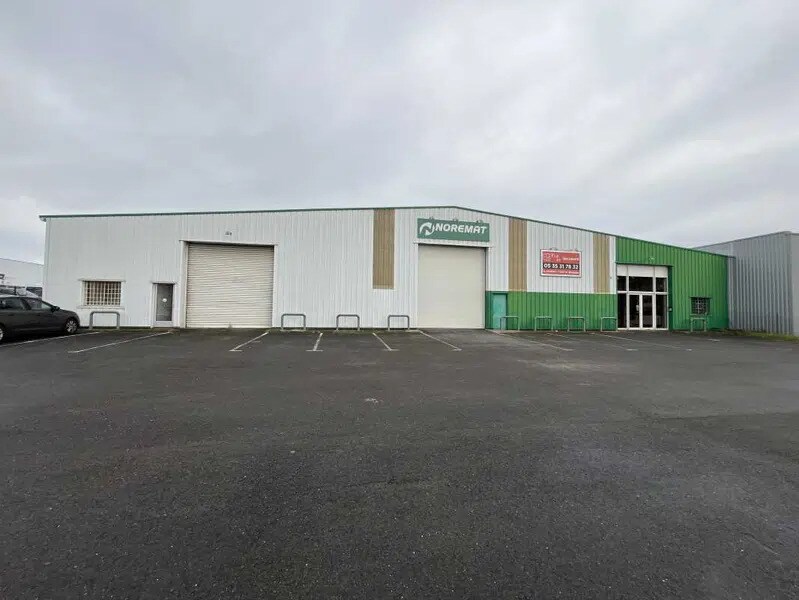Flex in Yvrac for sale Building Photo- Image 1 of 10