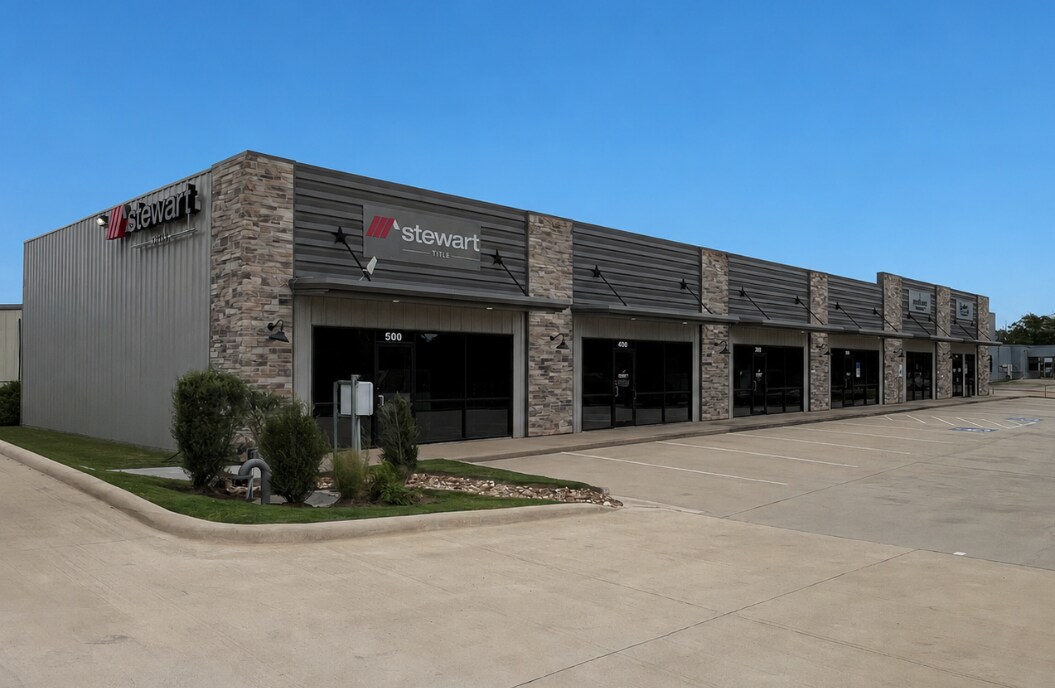608 W. Worsham, Willis, TX for lease Building Photo- Image 1 of 6