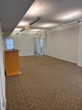 2627 Connecticut Ave NW, Washington, DC for lease Interior Photo- Image 2 of 3