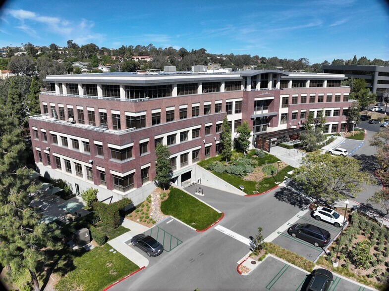 12544 High Bluff Dr, San Diego, CA à louer - Communauté Matterport - Image 3 de 27