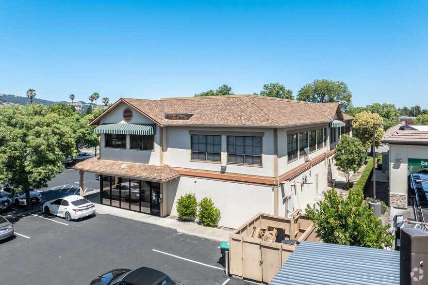 6280 W Las Positas Blvd, Pleasanton, CA à louer - Photo du bâtiment - Image 3 de 4