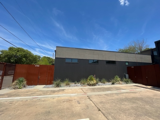 4780 Iberia Ave, Dallas, TX à louer - Photo principale - Image 1 de 28