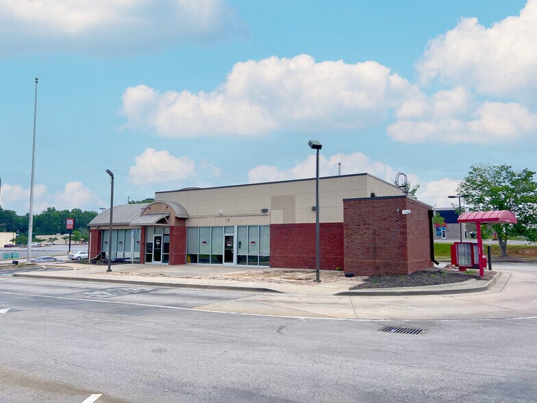 116 Commerce Ave, Lagrange, GA à vendre - Photo du bâtiment - Image 2 de 3