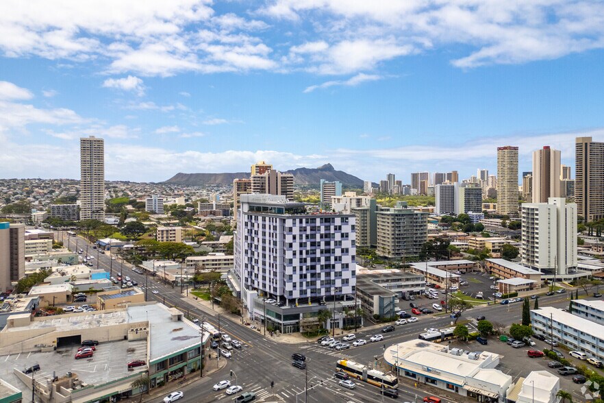 2615 S King St, Honolulu, HI à louer - Photo du bâtiment - Image 3 de 4