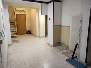 Commerce de détail dans Esplugues de Llobregat, Barcelona à louer Photo intérieure- Image 2 de 11