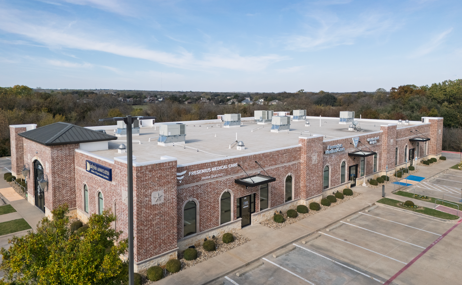 2025 Fort Worth Hwy, Weatherford, TX for sale - Building Photo - Image 2 of 8