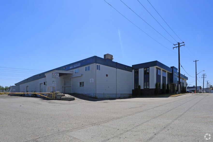 33850 Industrial Ave, Abbotsford, BC à vendre - Photo du bâtiment - Image 2 de 13