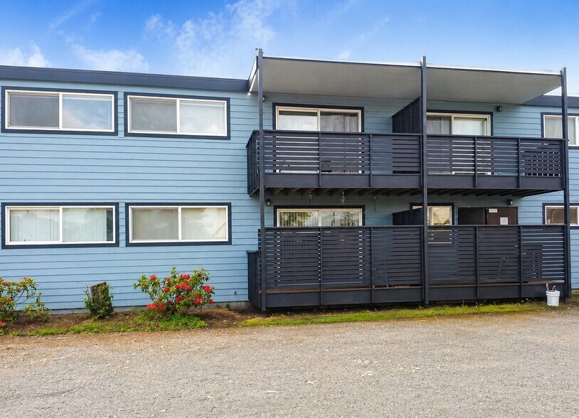 702 L St, Hoquiam, WA à vendre - Photo du bâtiment - Image 2 de 8