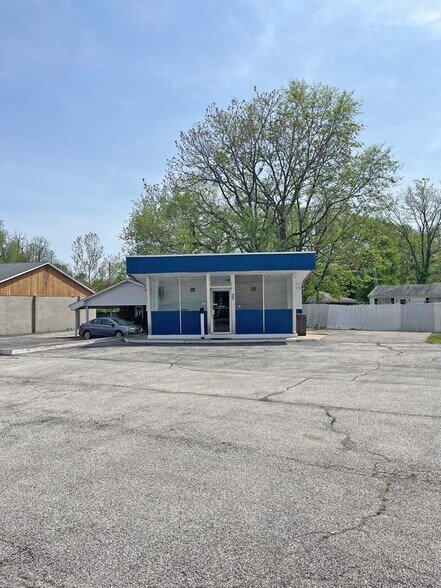 960 Saint Louis Rd, Collinsville, IL à vendre - Photo du bâtiment - Image 3 de 5