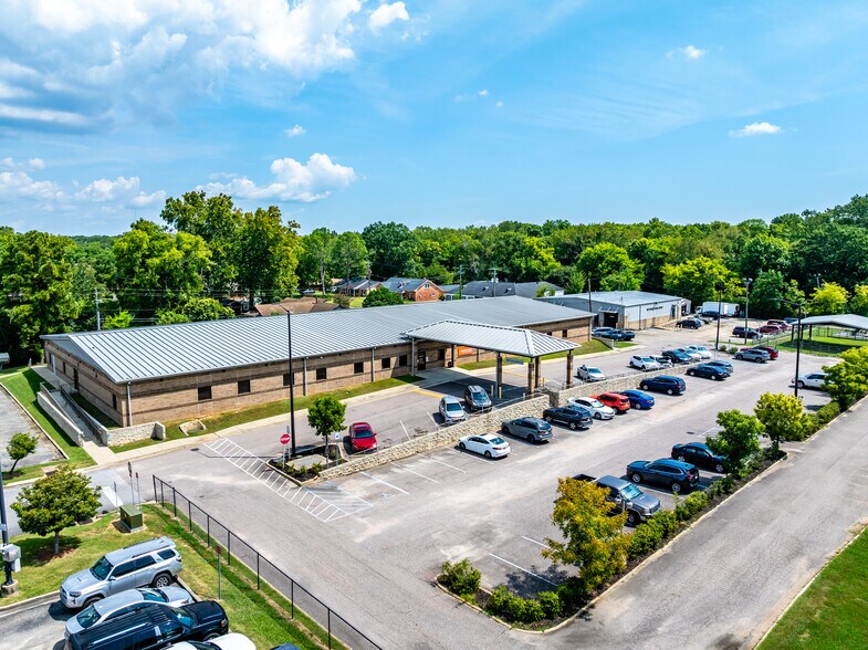 2185 Normandie Dr, Montgomery, AL à louer - Photo du bâtiment - Image 3 de 16